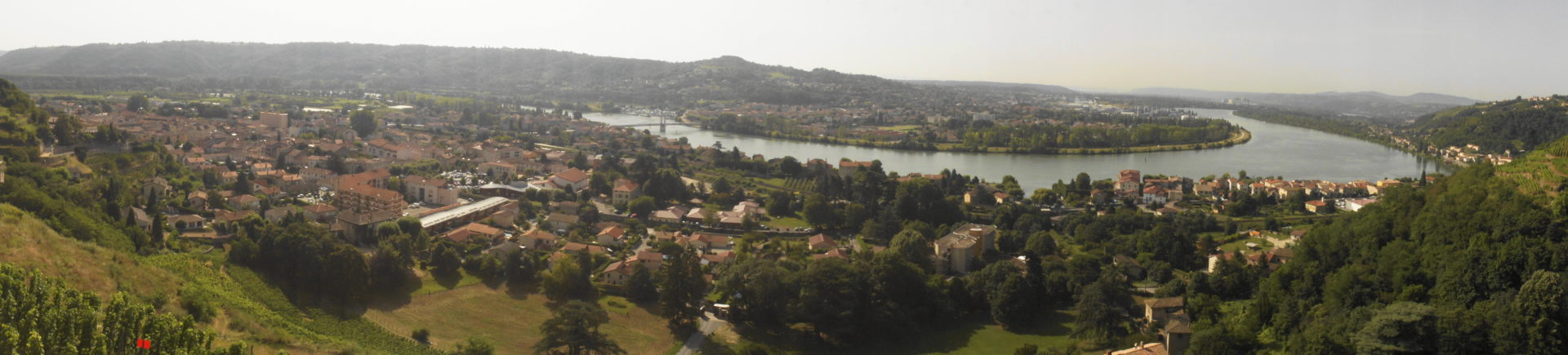Vue de Roche Condrieu
