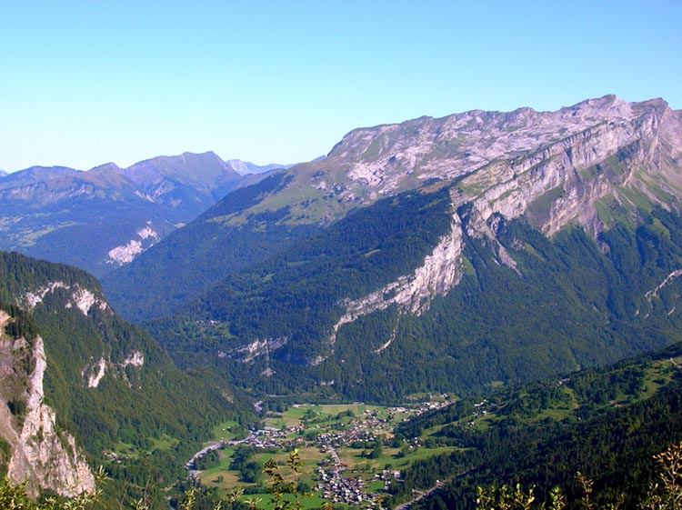 SAMOËNS ET SIXT FER A CHEVAL